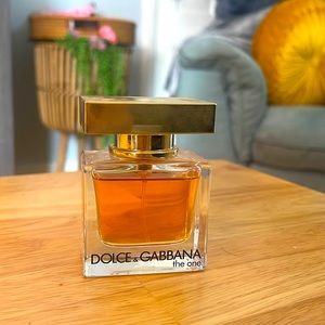 Dolce and gabbana the one perfume
